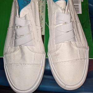 Blowfish tennis shoes